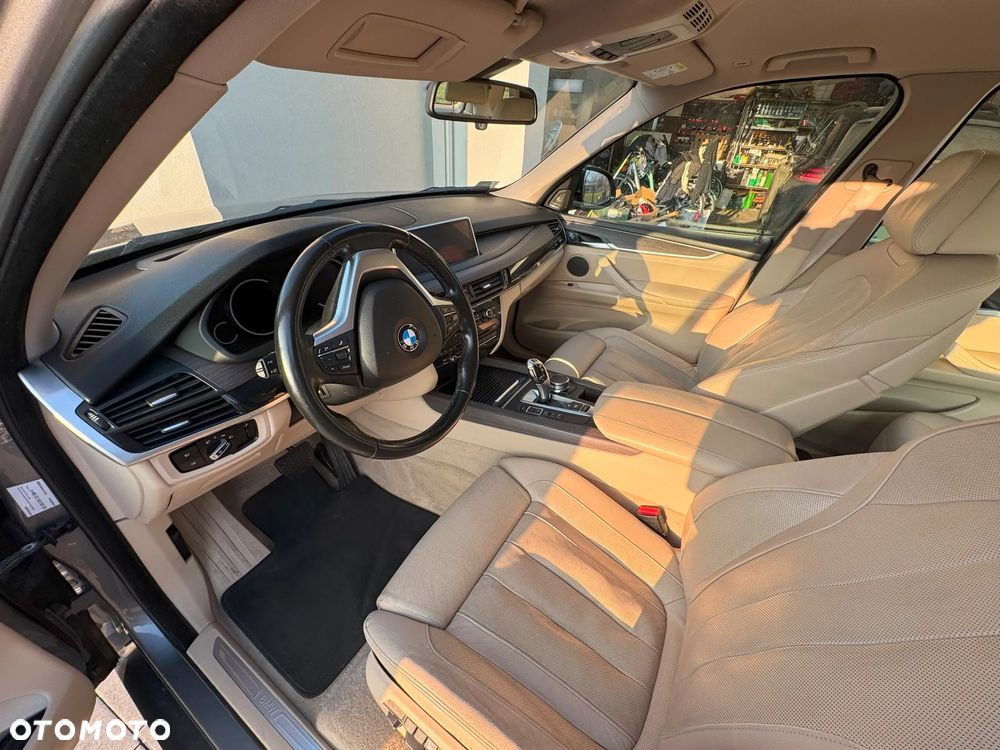 BMW X5 xDrive30d - 7