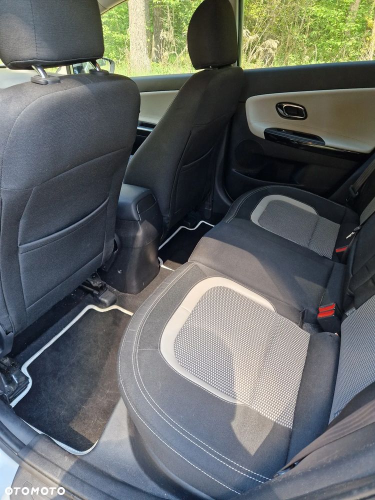 Kia Ceed - 6