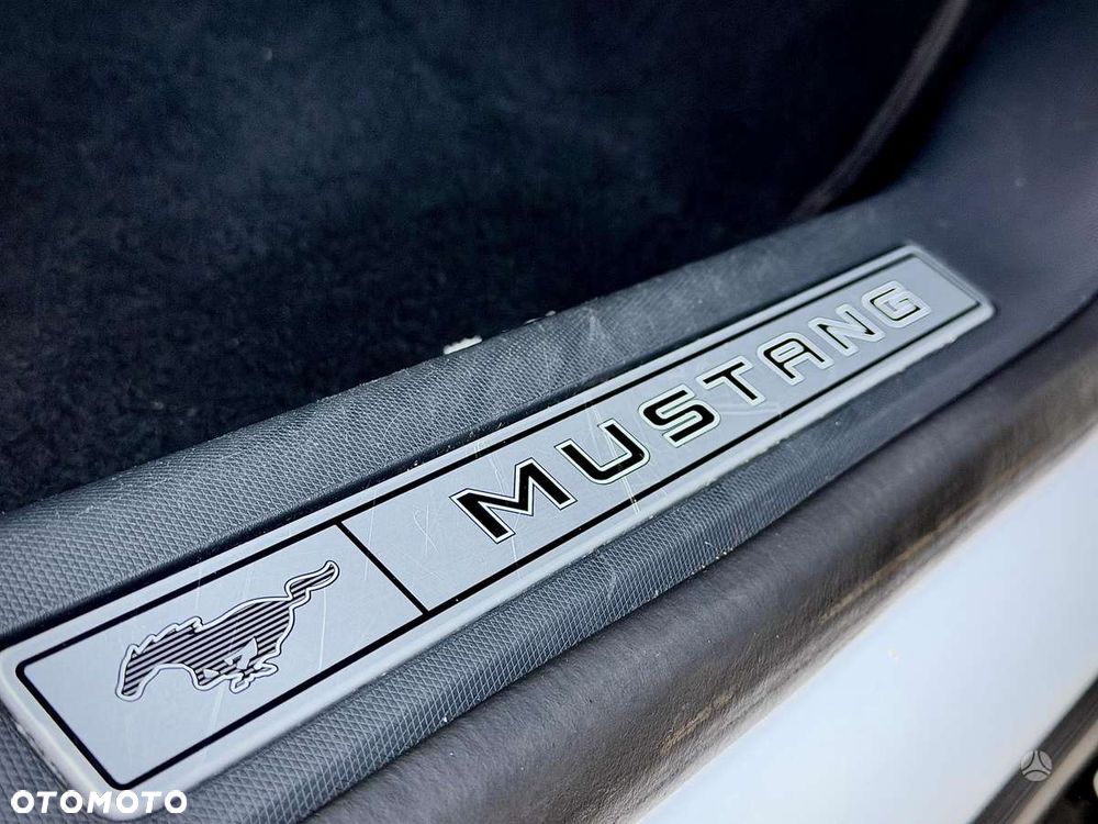 Ford Mustang Mach-E 98kWh AWD First Edition - 16