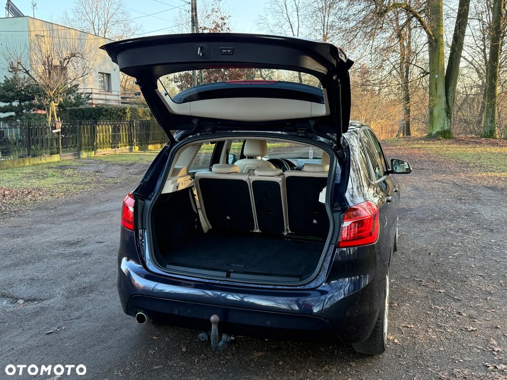 BMW Seria 2 216d Luxury Line - 27