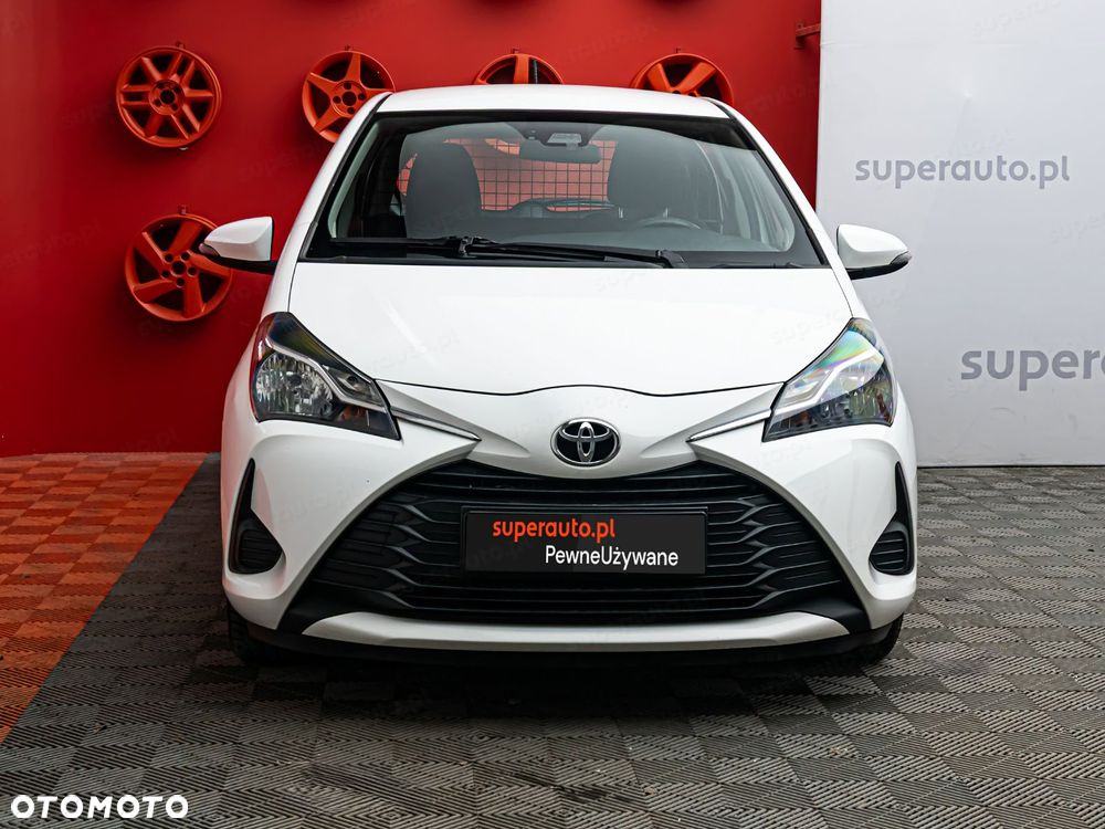 Toyota Yaris Active 1.5 111KM - 3