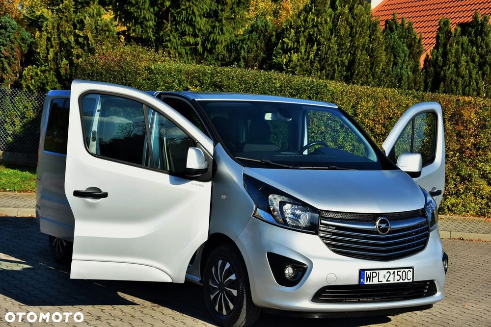 Opel Vivaro - 24