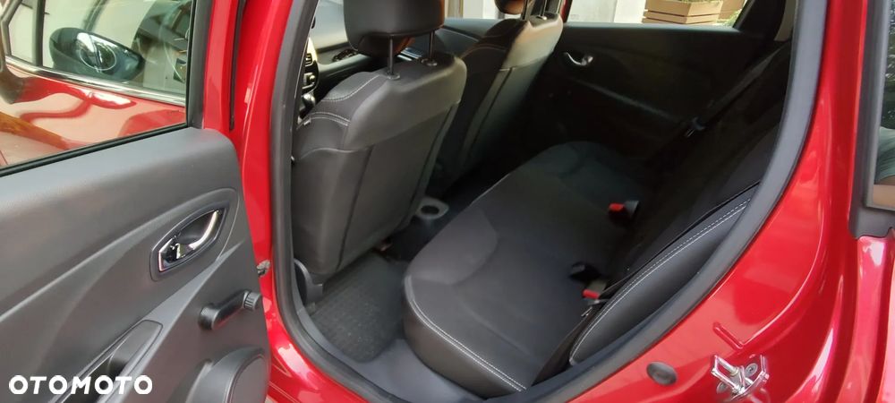Renault Clio 0.9 TCe Techno Feel - 13