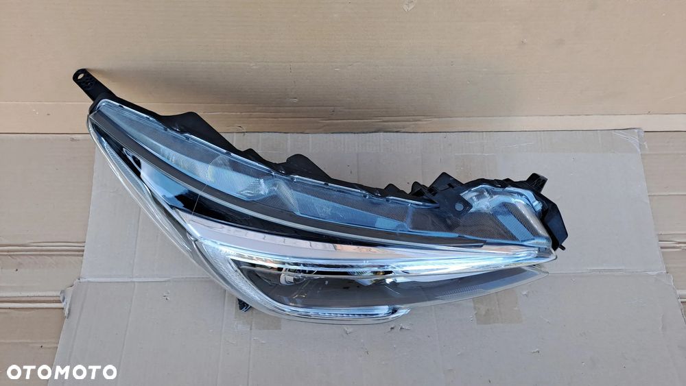 SUBARU LEGACY OUTBACK FULL LED 18-  PRAWA LAMPA  UŻYWANA - 4