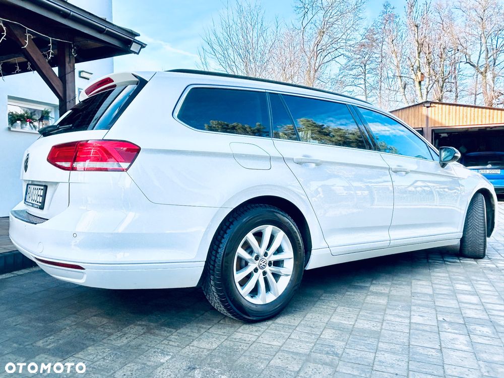 Volkswagen Passat - 6