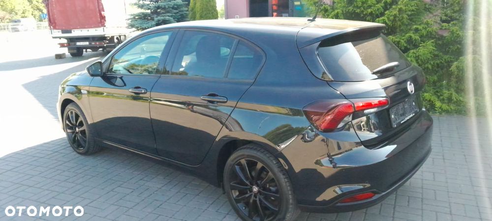 Fiat Tipo 1.4 T-Jet 16v Sport - 21