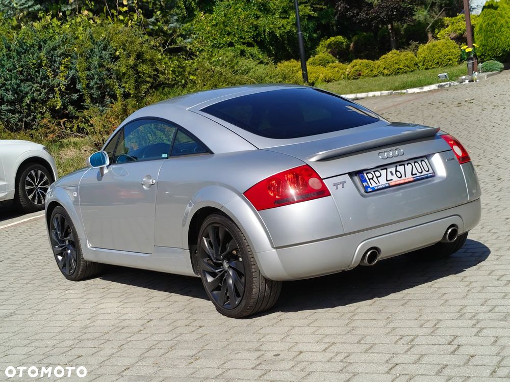 Audi TT Coupé 1.8 T quattro - 21