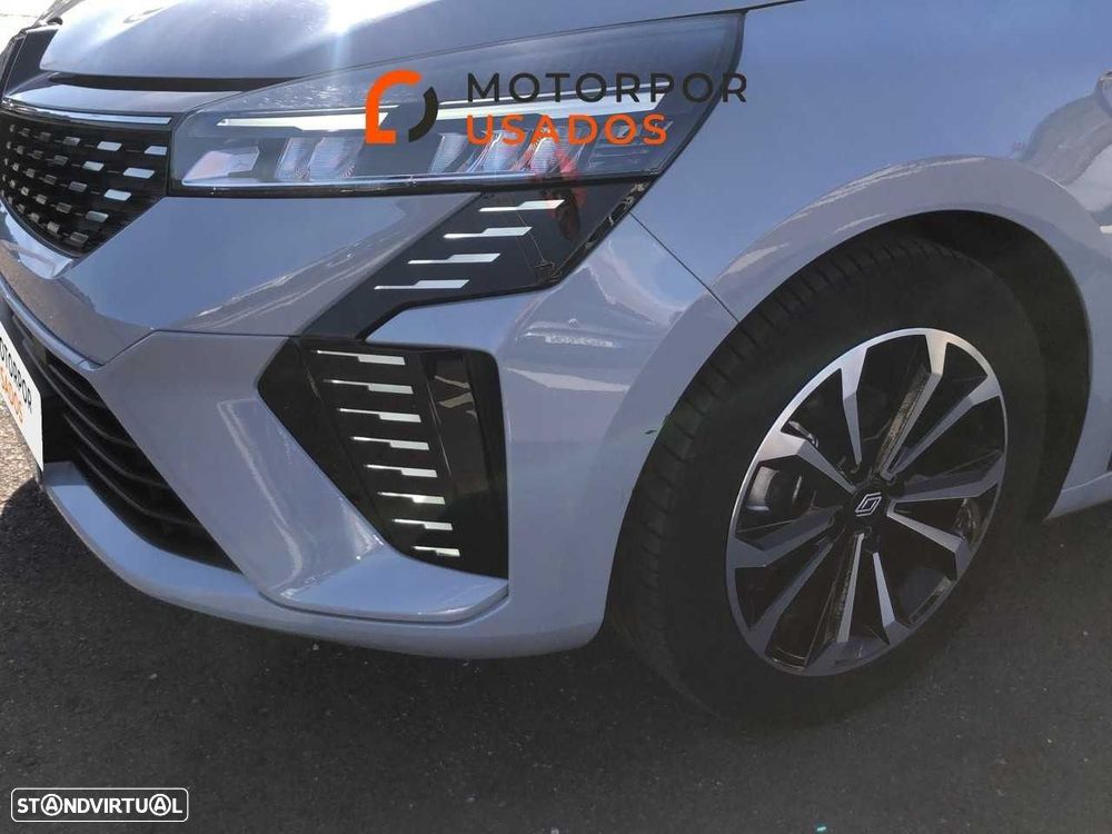 Renault Clio 1.0 TCe Techno — fotografia 13