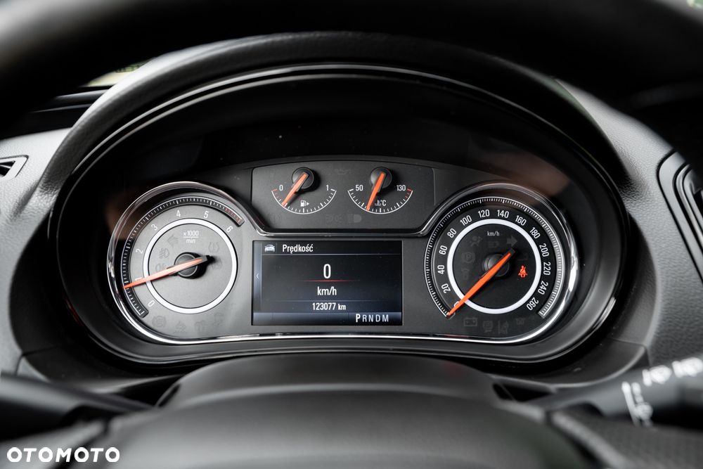 Opel Insignia ver-ct-2-0-cdti-4x4 - 32