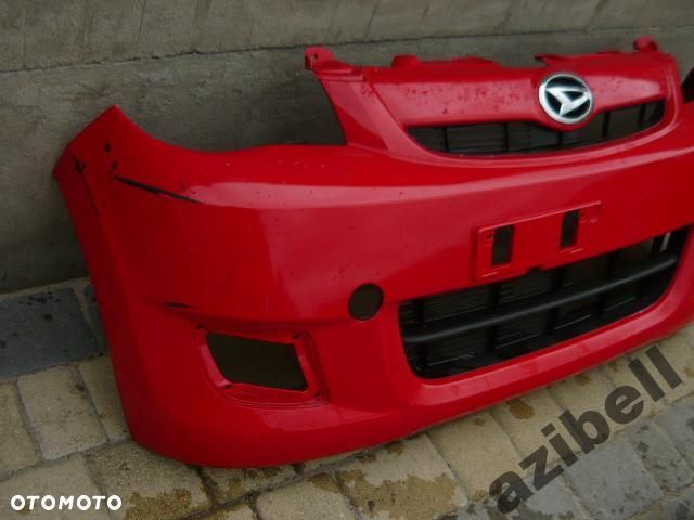 daihatsu cuore 08r> - zderzak przedni - 3