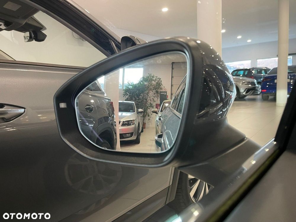 Skoda Superb 2.0 TDI SCR L&K DSG - 31