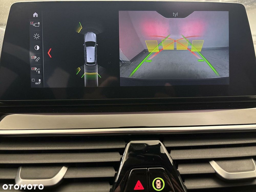 BMW Seria 5 518d Advantage - 24