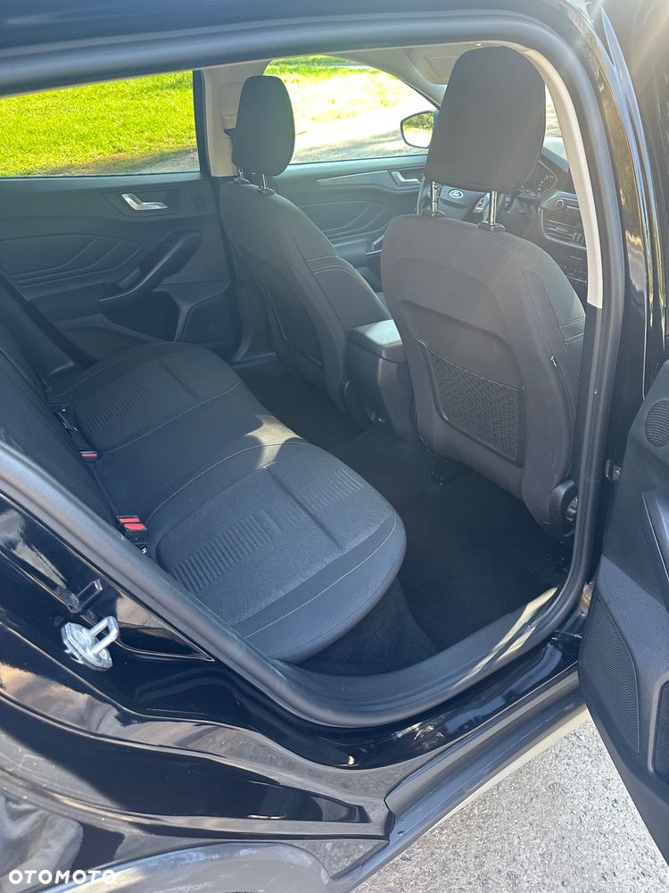Ford Focus 1.5 EcoBoost Active Business - 10