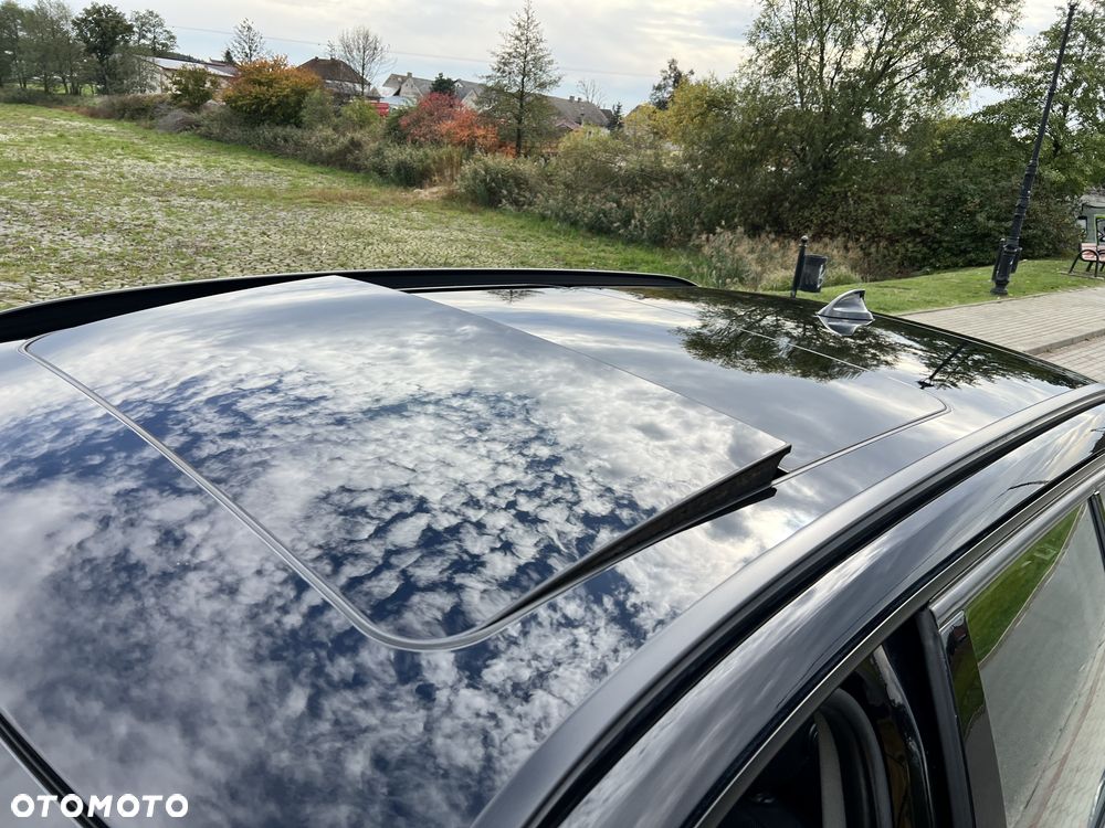 BMW Seria 3 320i xDrive Sport Line - 11