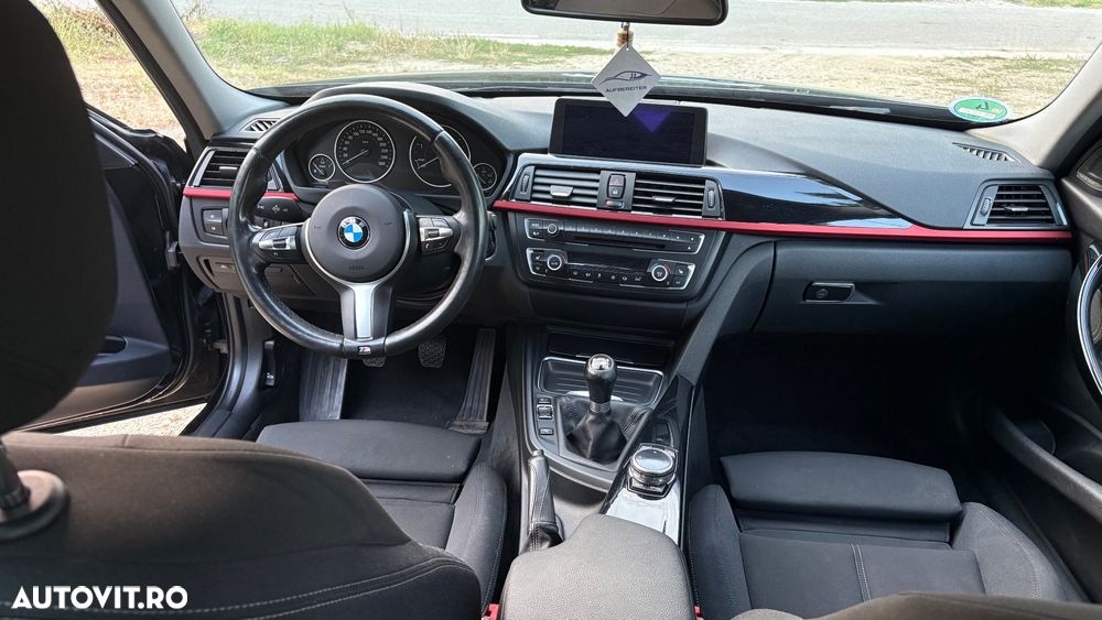 BMW Seria 3 320d xDrive Sport Line - 10