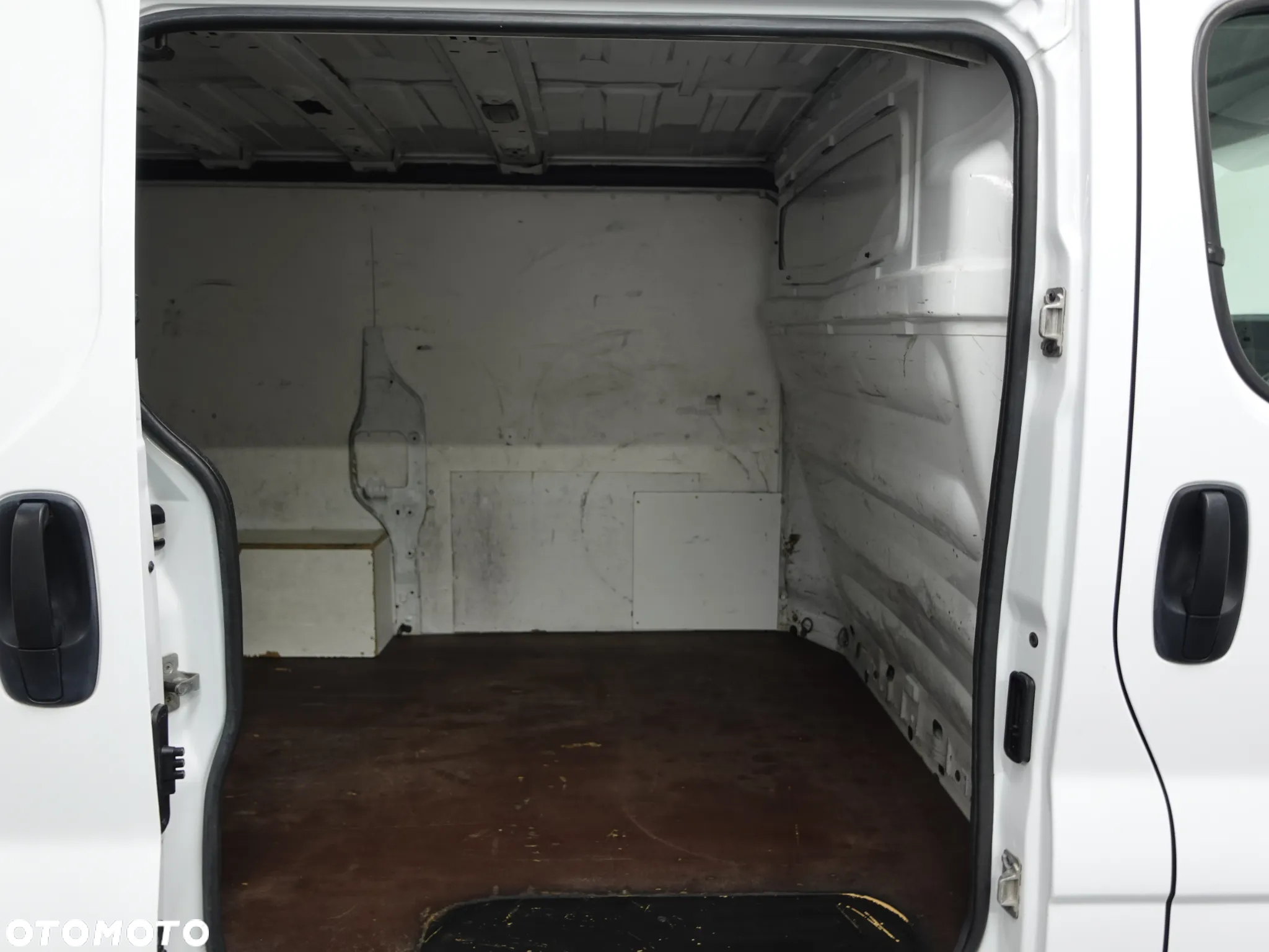 Opel Vivaro - 29