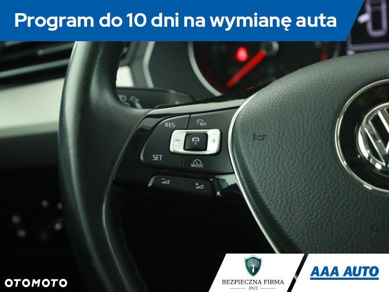 Volkswagen Passat Variant - 20