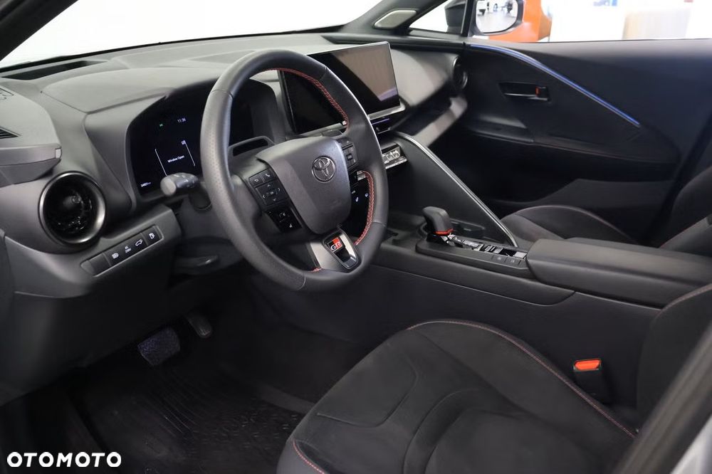 Toyota C-HR - 15