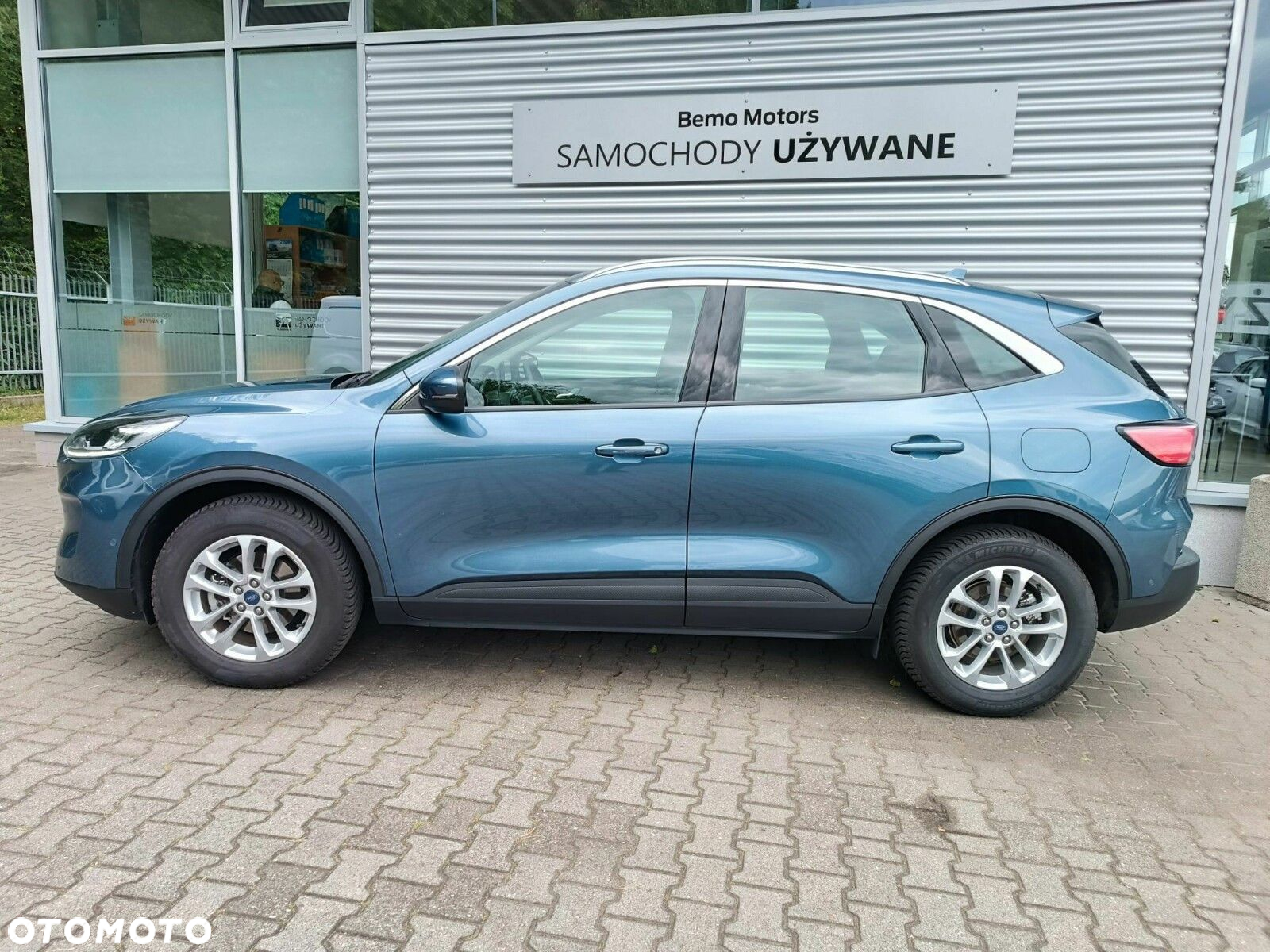 Ford Kuga 1.5 EcoBoost FWD Titanium - 4