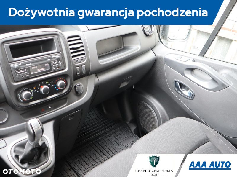 Renault trafic - 9