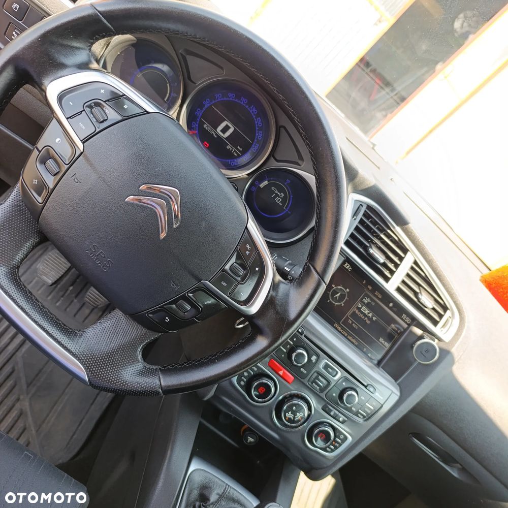 Citroën C4 HDi 90 Attraction - 9
