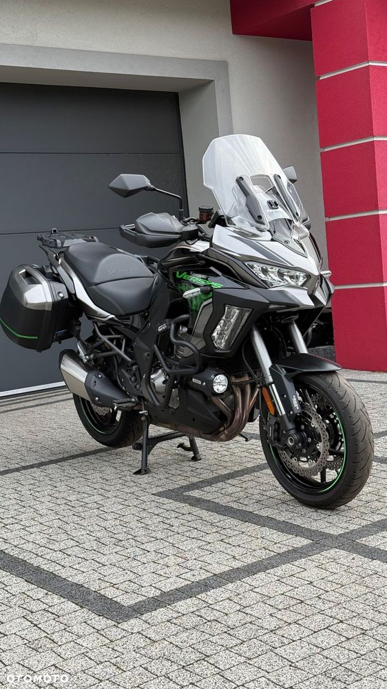 Kawasaki Versys 1000 - 25