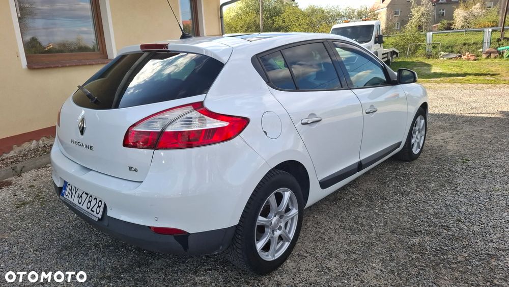 Renault Megane TCe 130 Night and Day - 9