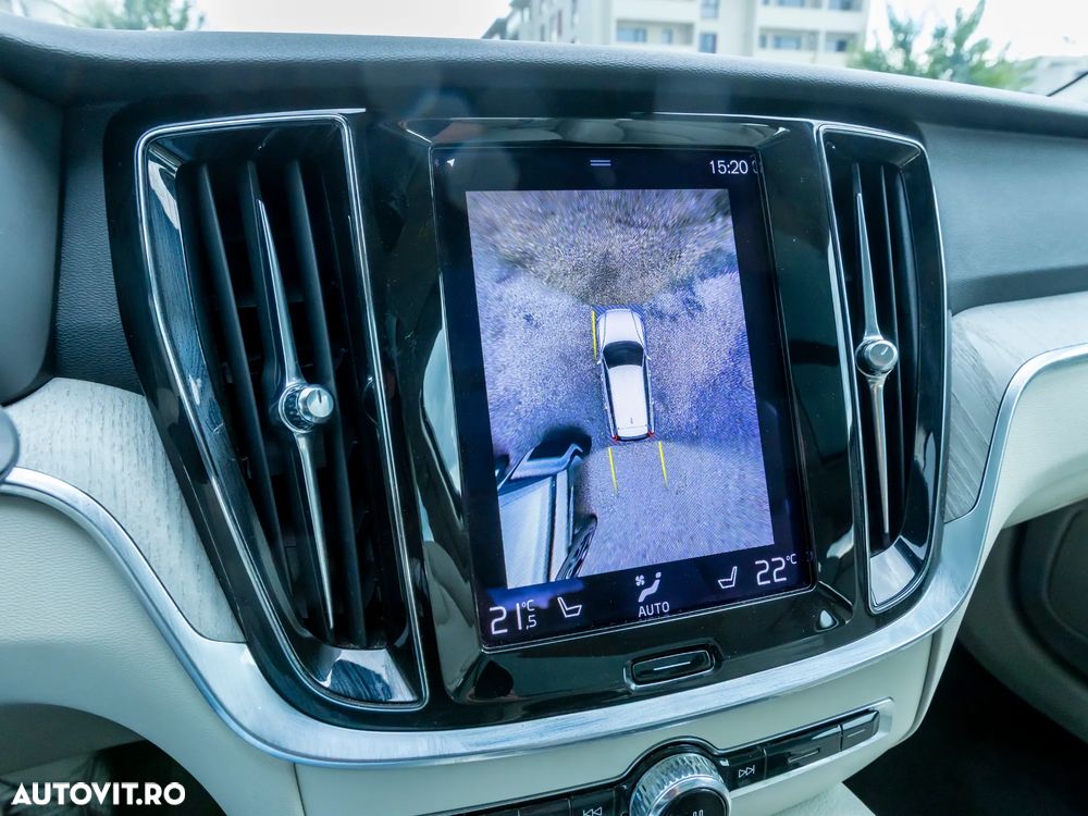 Volvo V60 T6 AWD Recharge Geartronic Inscription - 29