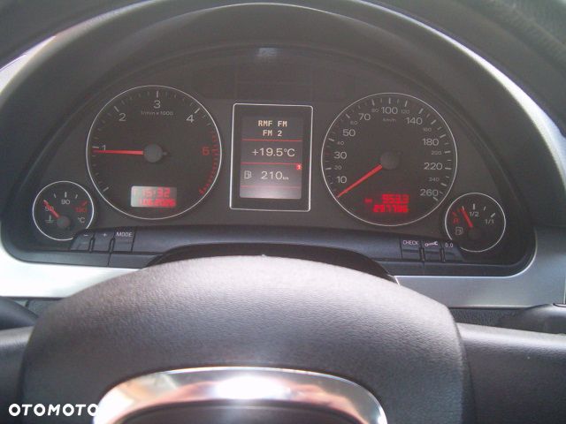 Audi A4 Avant - 23