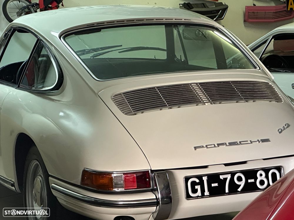 Porsche 912 - 10