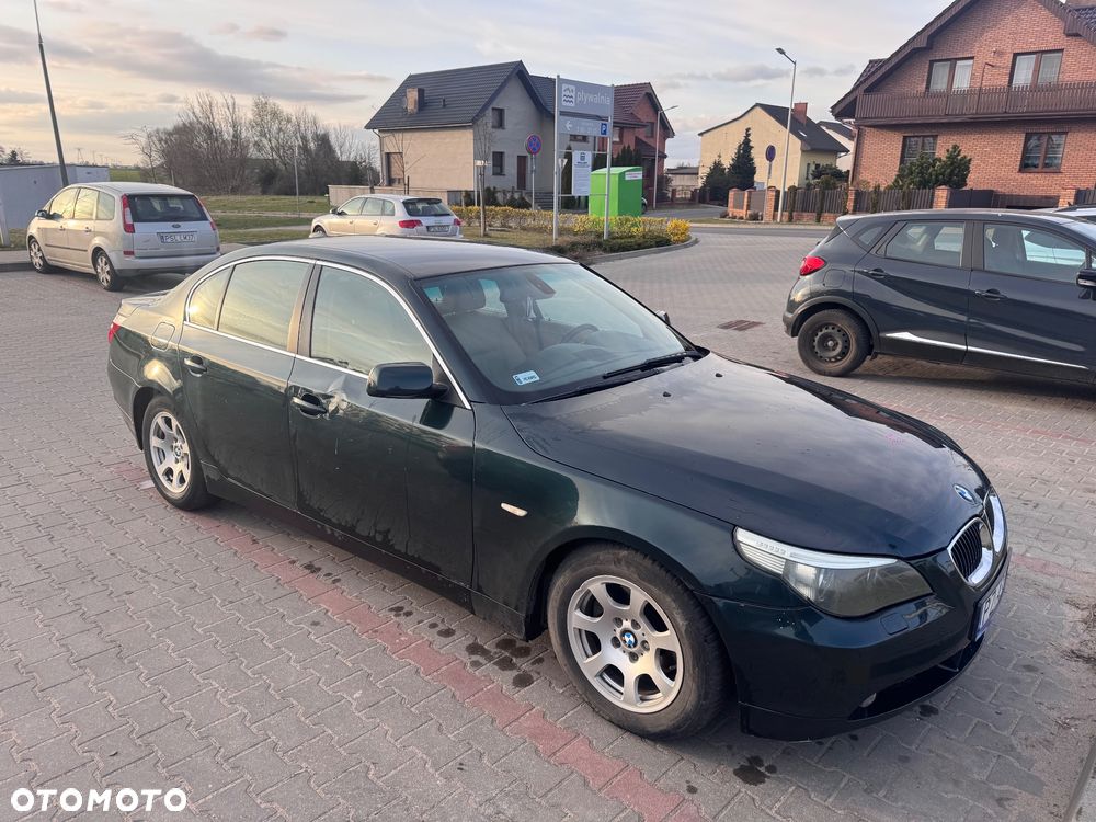 BMW Seria 5 523i - 6