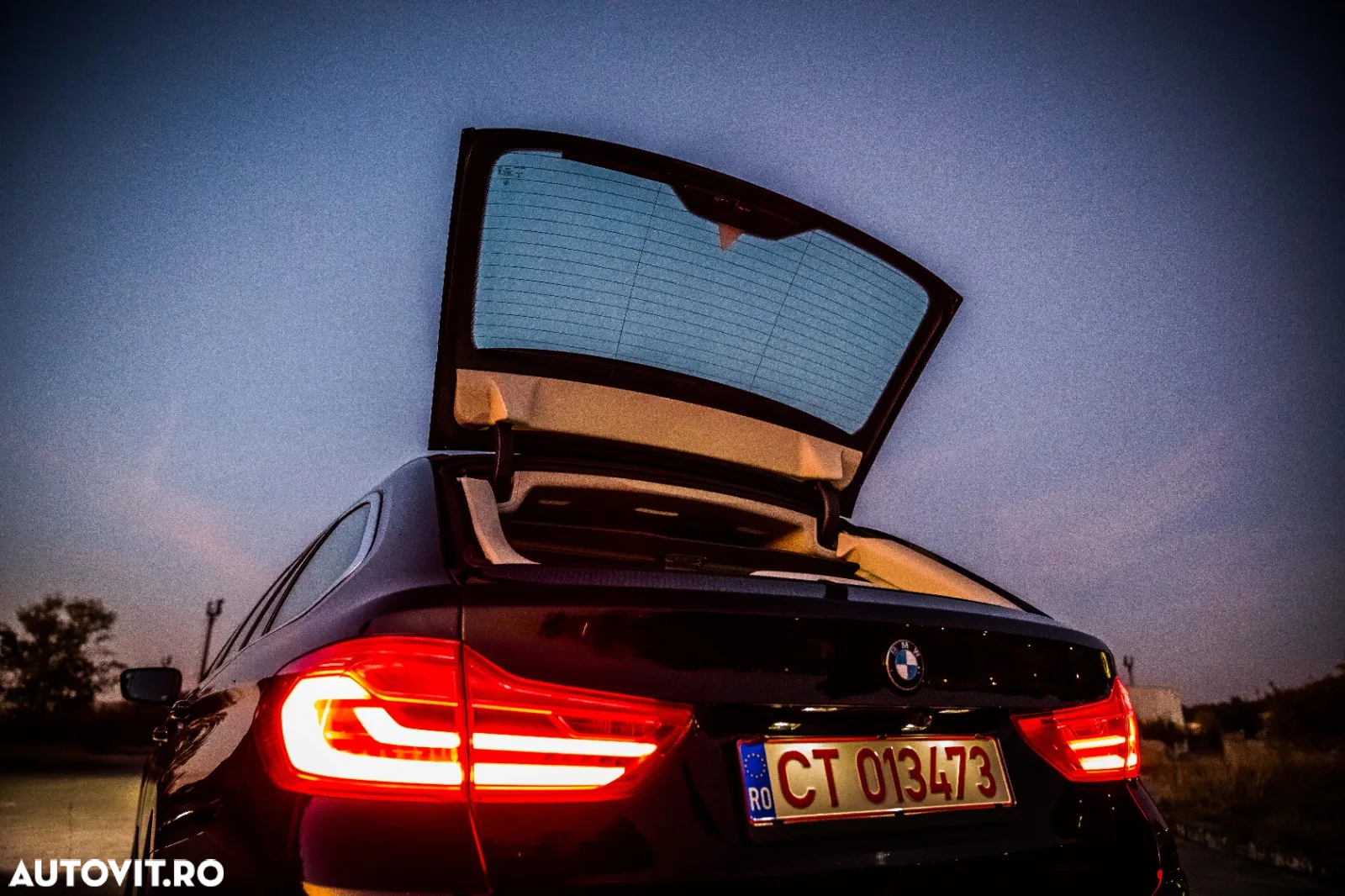 BMW Seria 5 520d Touring Aut. Luxury Line - 26