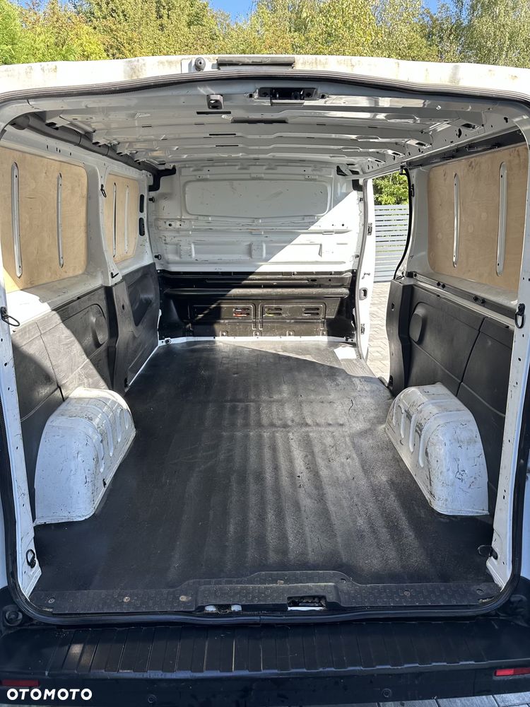 Renault Trafic - 20