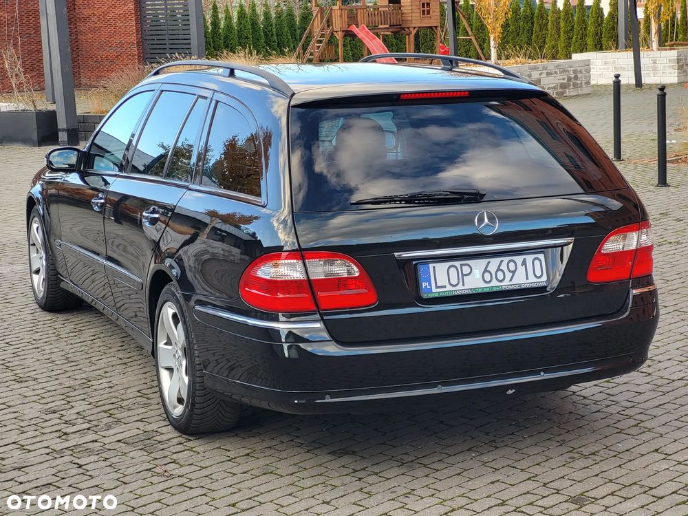 Mercedes-Benz Klasa E 500 T Avantgarde - 9