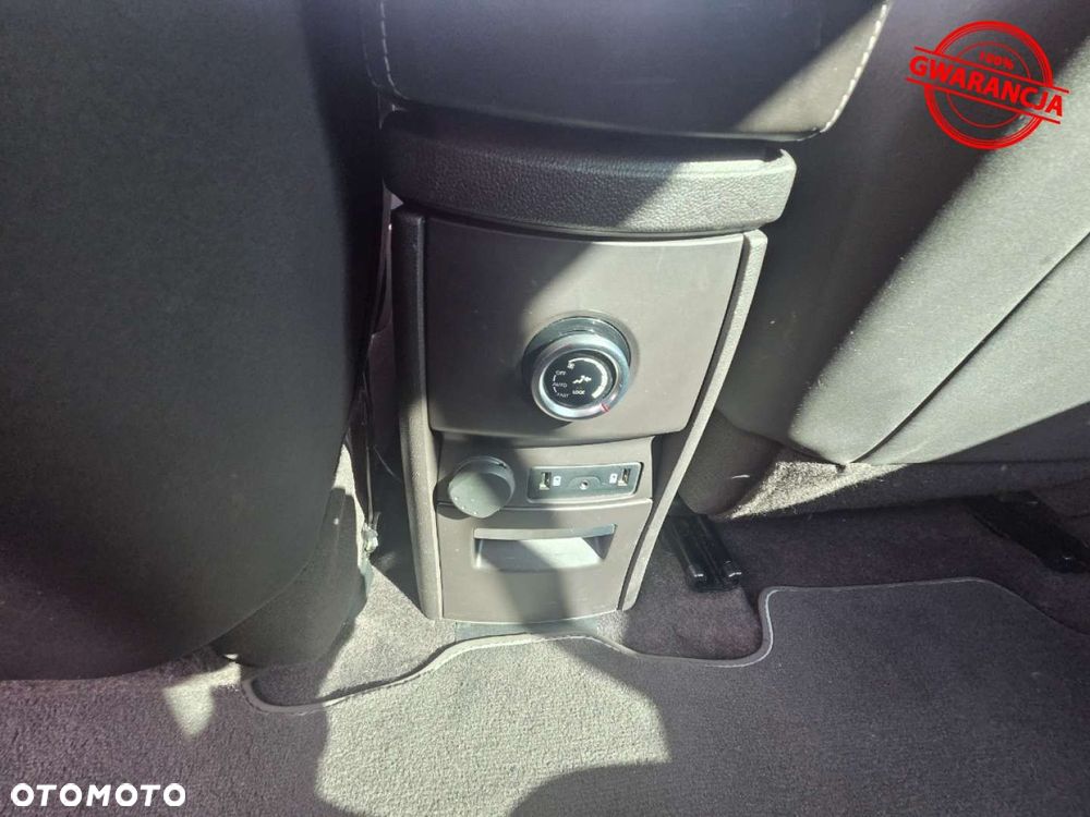 Renault Espace 1.6 TCE Initiale Paris EDC 7os - 27