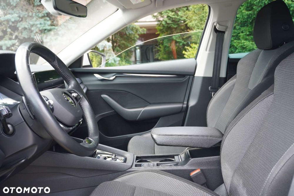 Skoda Octavia 2.0 TDI DSG Ambition - 13