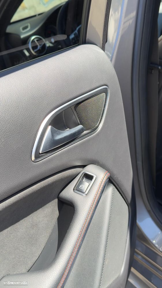 Mercedes-Benz A 200 CDI AMG Line - 19