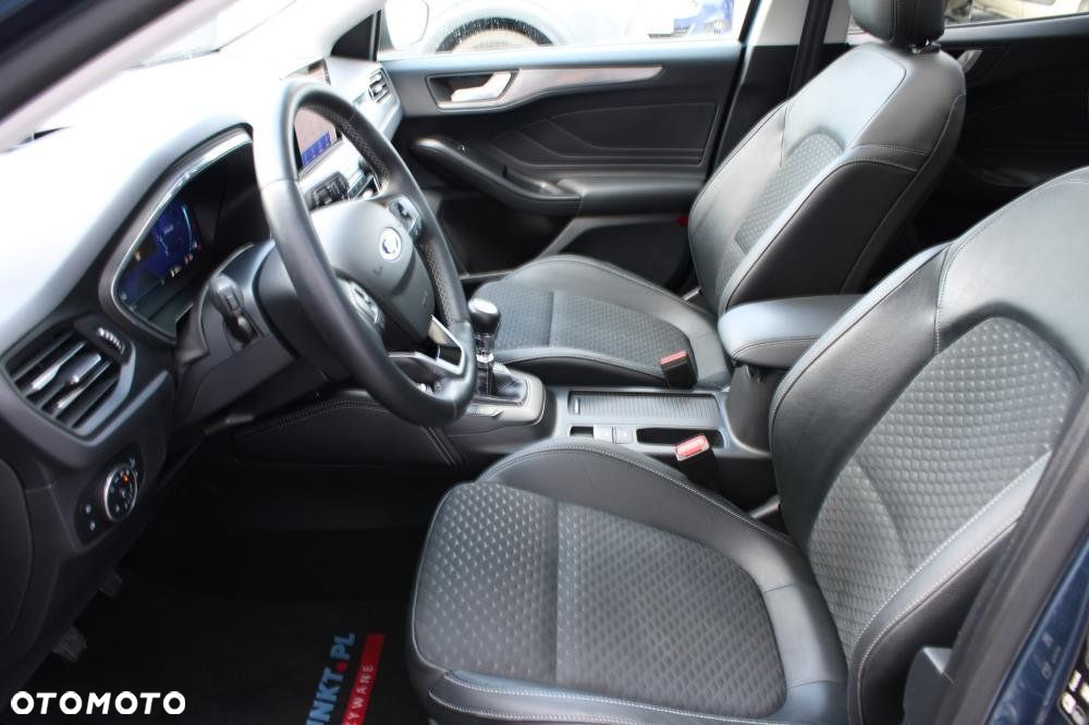 Ford Focus - 10