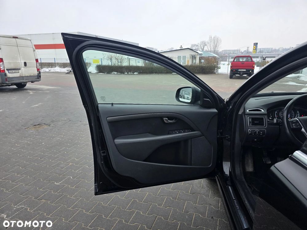 Volvo V70 D3 Summum - 10