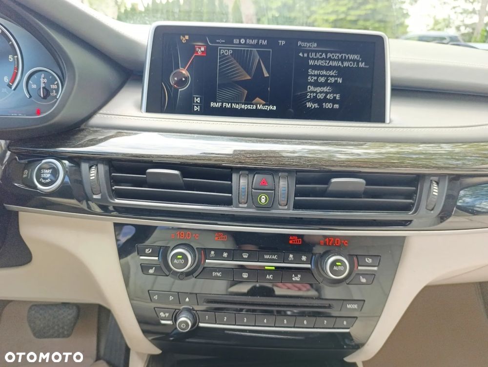 BMW X5 xDrive40d - 17