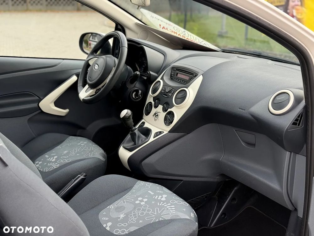 Ford KA 1.2 Start-Stopp-System Champions Edition - 28