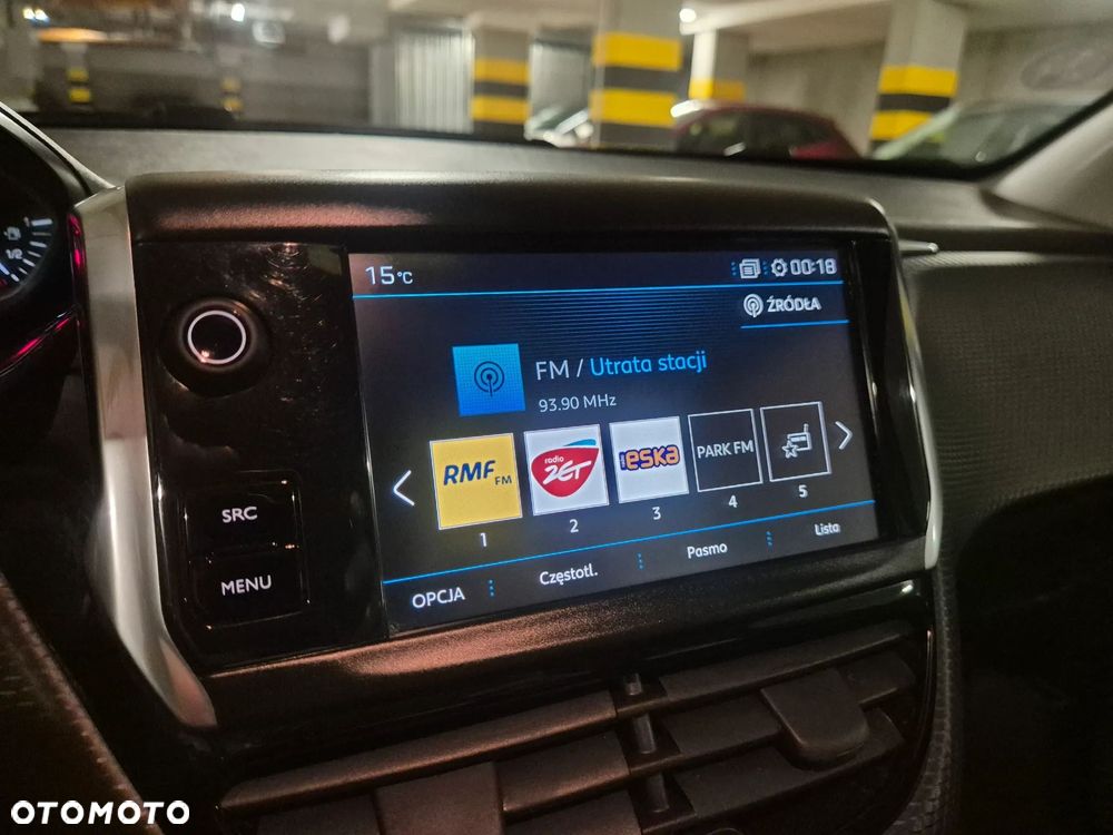 Peugeot 208 PureTech 110 Stop & Start Allure - 16