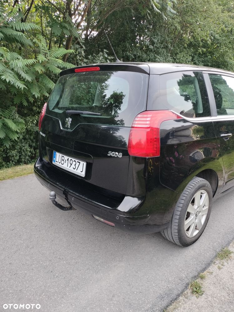 Peugeot 5008 - 4