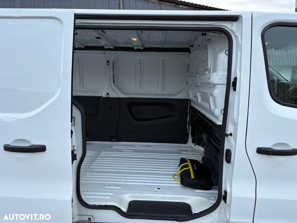Renault Trafic - 7