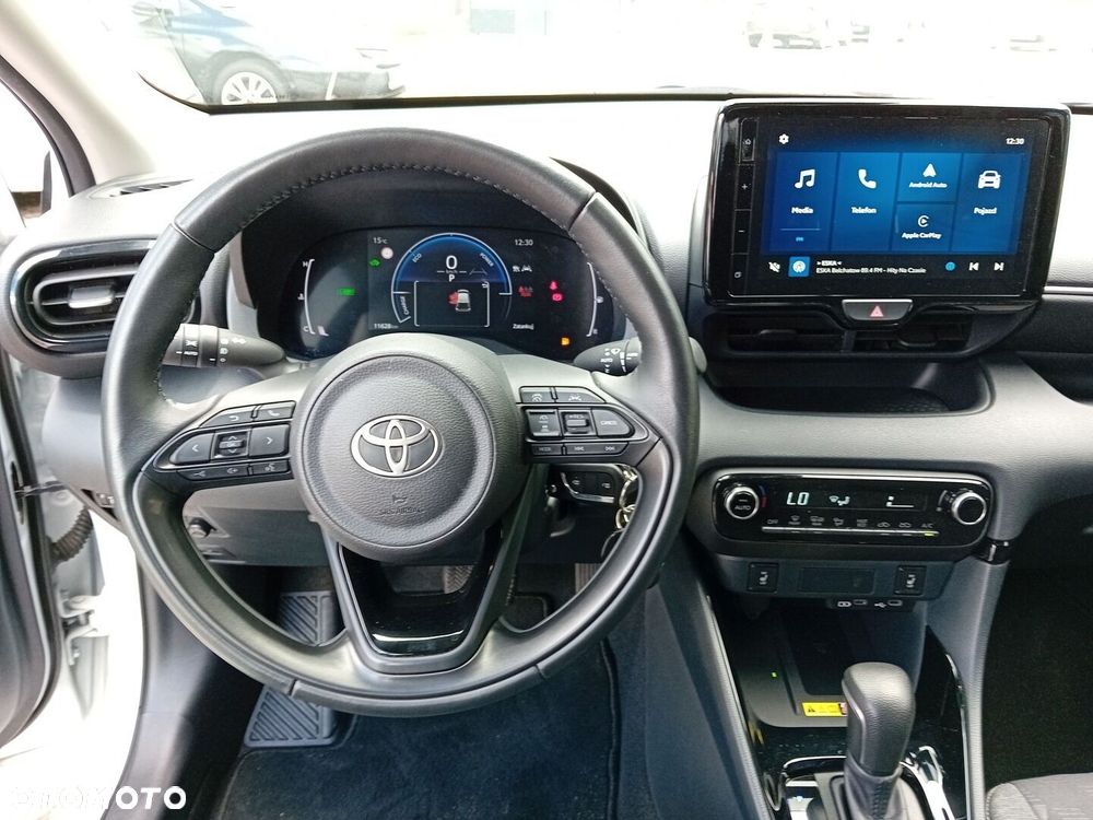 Toyota Yaris Hybrid 1.5 Style - 14
