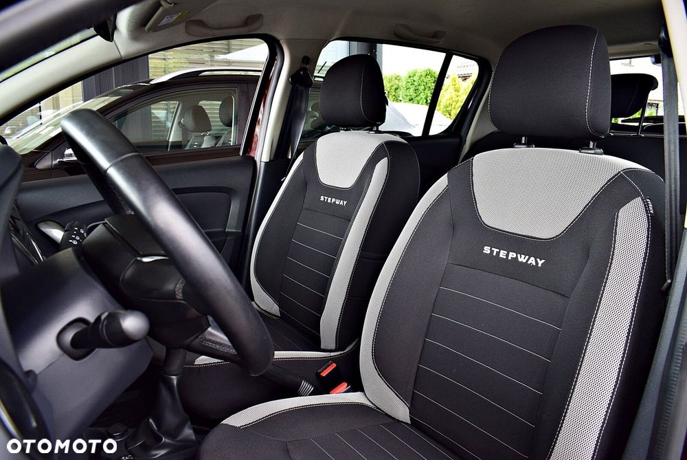 Dacia Sandero Stepway - 12