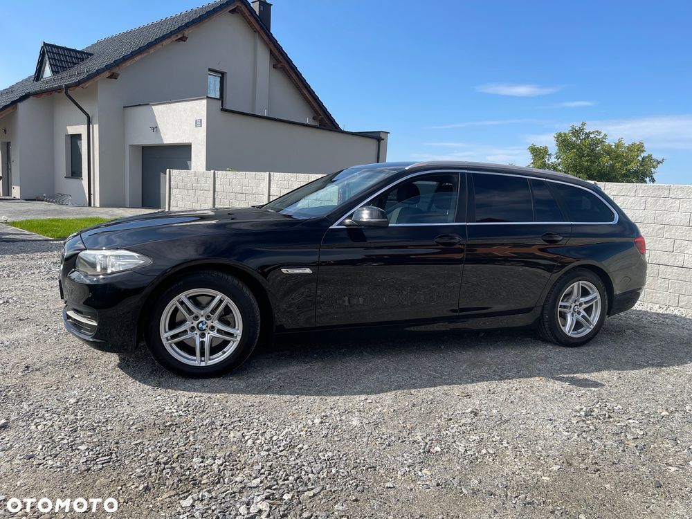 BMW Seria 5 520d Luxury Line - 2