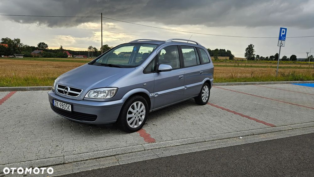 Opel Zafira 1.8 16V Comfort - 4