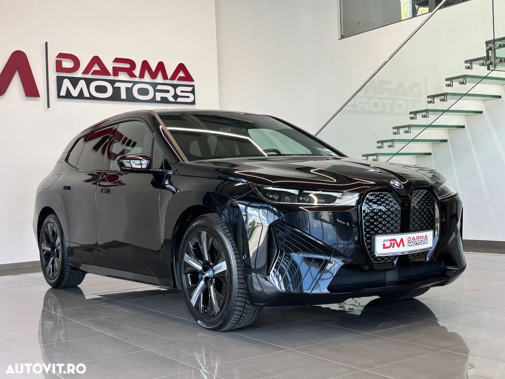 BMW iX - 3