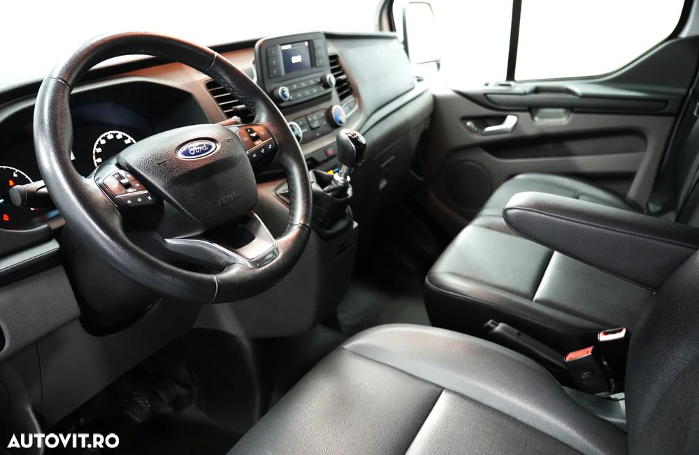 Ford Transit Custom - 8